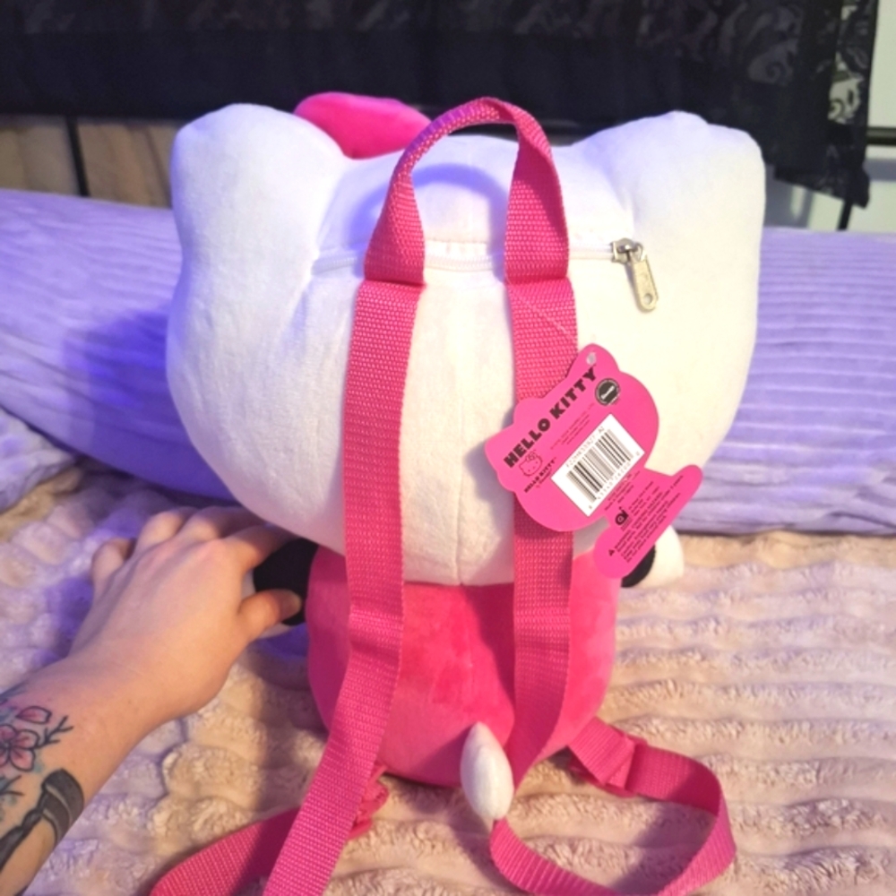🐱New Hello Kitty Plush Backpack Stuffed Animal - Picture 3 of 4